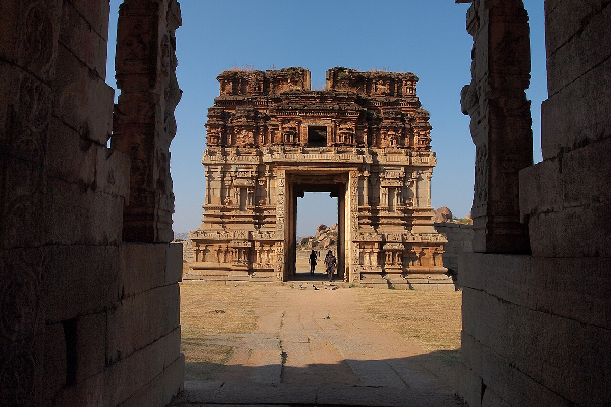 Enchanting South India Budget Tour photo 1