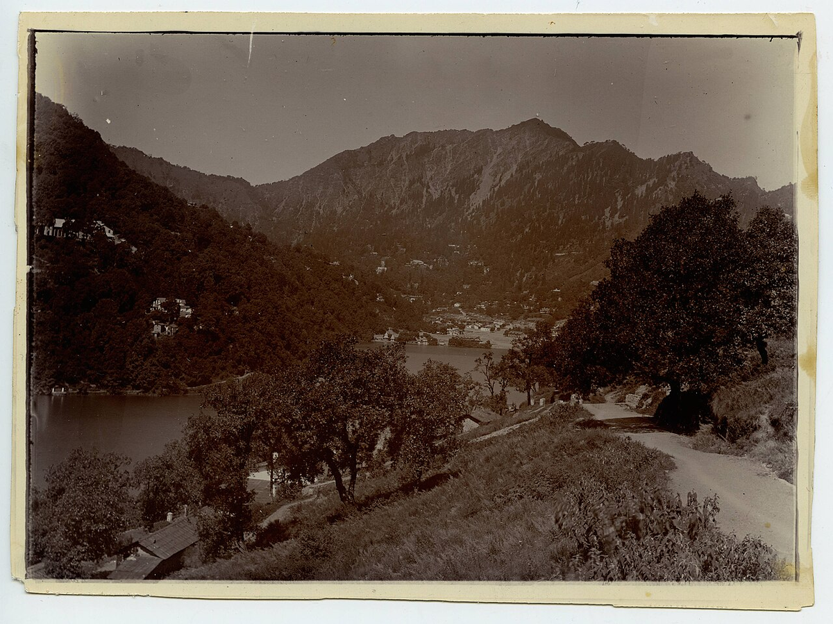 Enchanting Uttarakhand Budget Tour photo 1