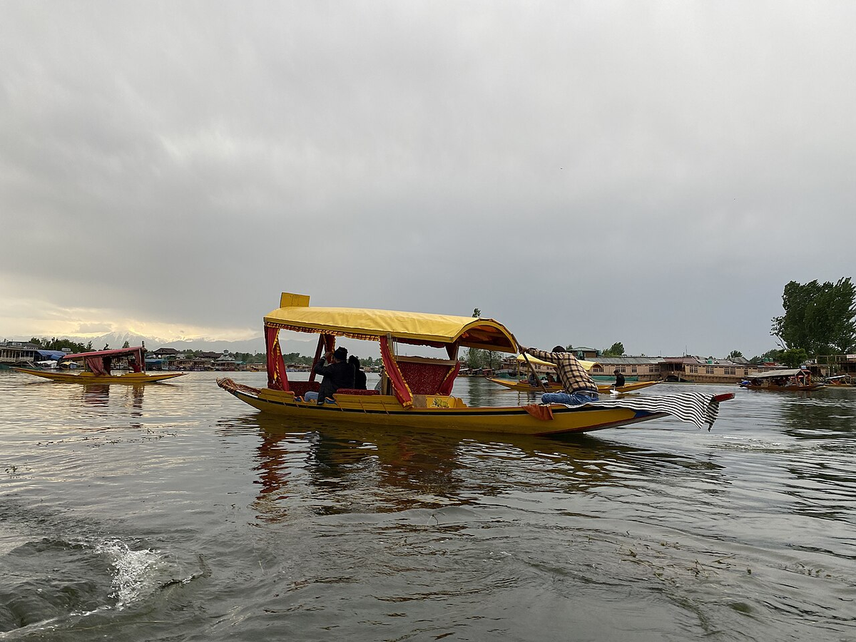 Hidden Gems of Kashmir Luxury Tour photo 1