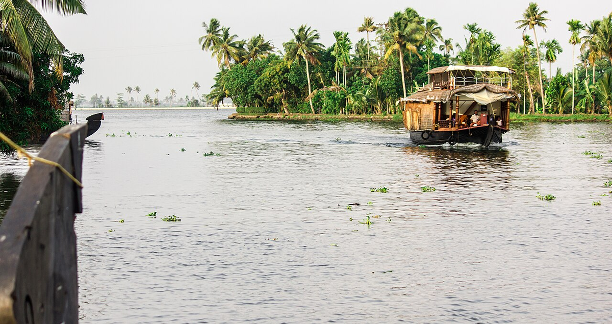 Spectacular Kerala Luxury Tour photo 1
