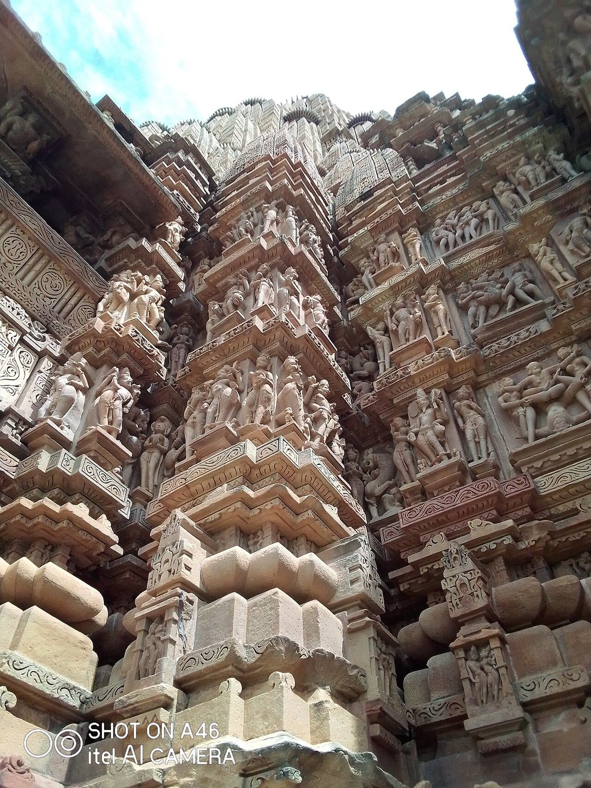 Spectacular Madhya Pradesh Budget Tour photo 1