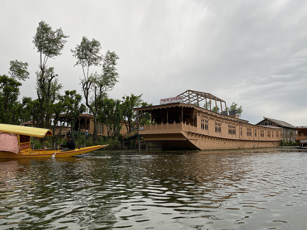 Thrilling Kashmir Cultural Tour photo 1
