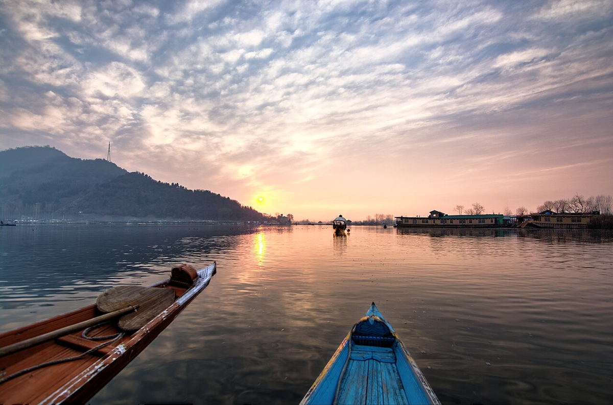 Thrilling Kashmir Spiritual Tour photo 1